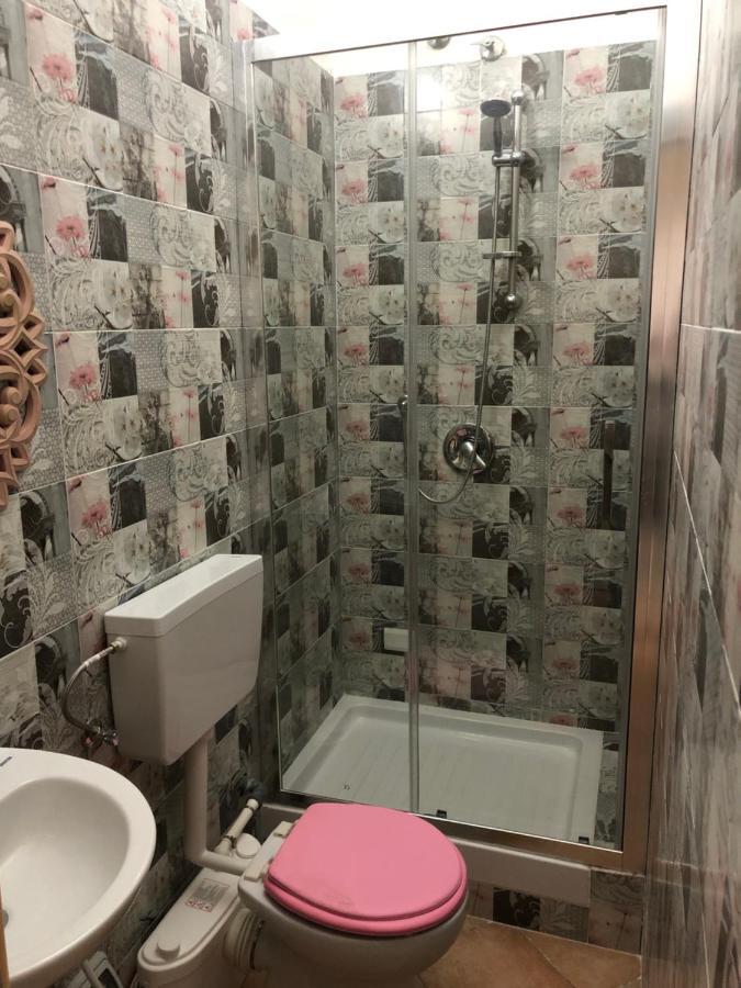 Apartamento de 85 m2 com 3 quarto Caserta Exterior foto